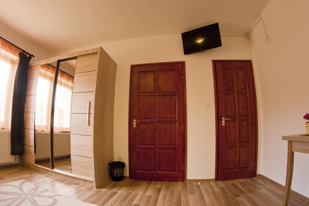Macskakő Vendégház Somoskoujfalu Exterior foto